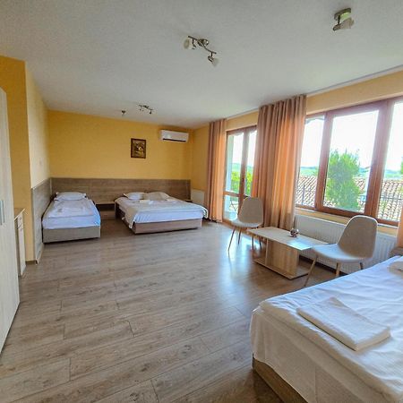 Family Hotel "Slavianska Dusha" Βελίκο Τίρνοβο Εξωτερικό φωτογραφία